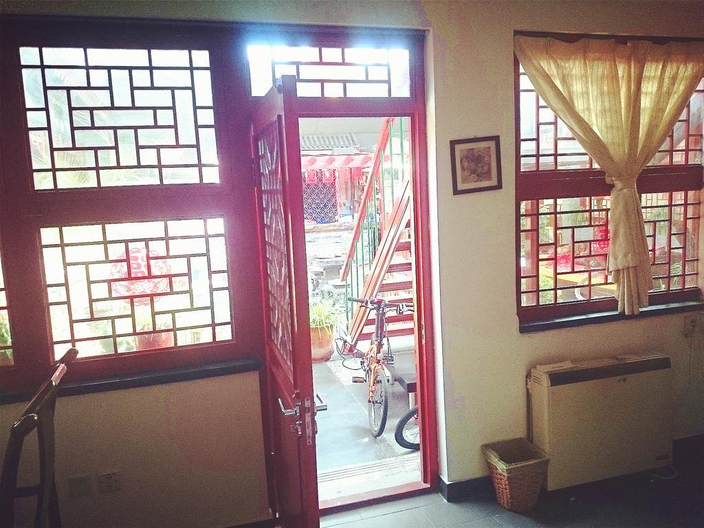 Templeside Deluxe Hutong Hotel Пекін Номер фото